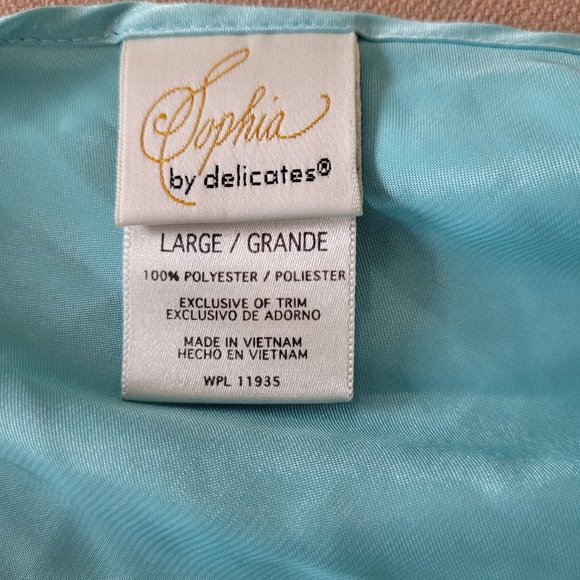 Sophia - L - Blue Satin Top - Picture 3 of 3